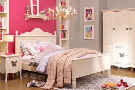 厦门喜盈门实木家具 品质与工艺的完美结合